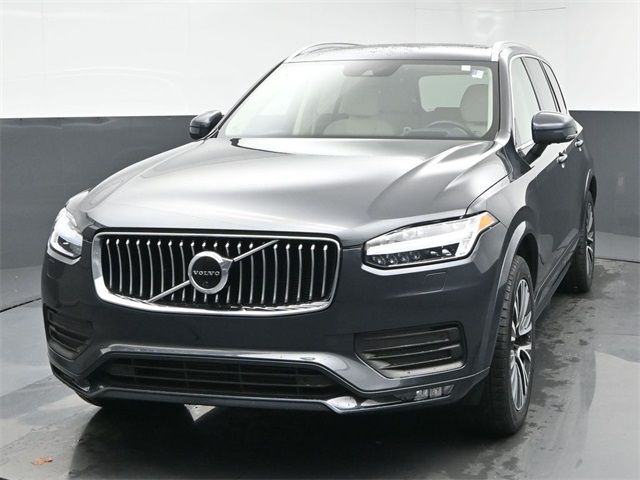 2021 Volvo XC90 Momentum