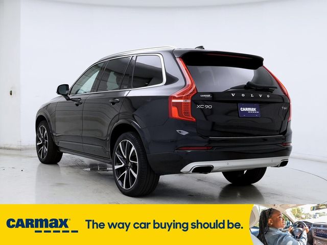 2021 Volvo XC90 Momentum