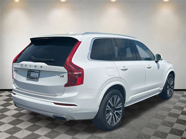 2021 Volvo XC90 Momentum