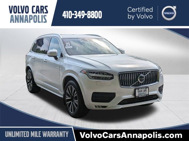 2021 Volvo XC90 Momentum