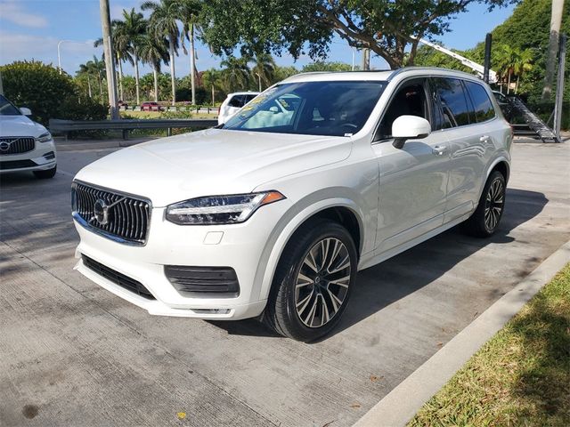 2021 Volvo XC90 Momentum