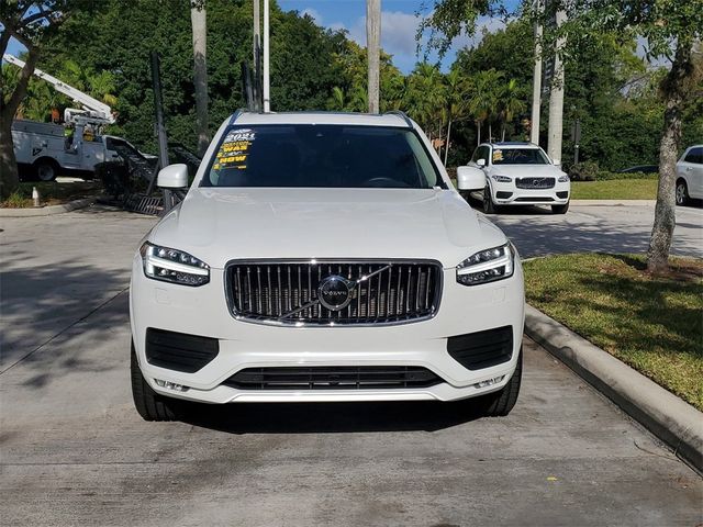 2021 Volvo XC90 Momentum