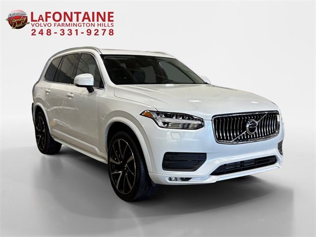 2021 Volvo XC90 Momentum