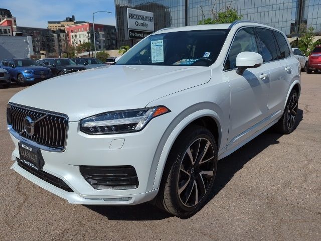 2021 Volvo XC90 Momentum