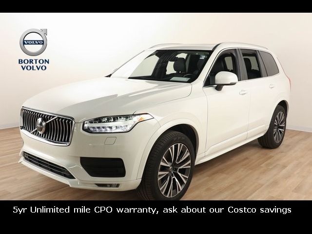 2021 Volvo XC90 Momentum