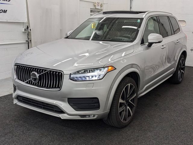 2021 Volvo XC90 Momentum