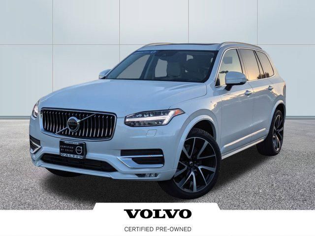 2021 Volvo XC90 Momentum