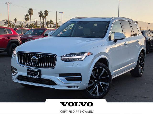 2021 Volvo XC90 Momentum