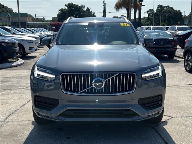 2021 Volvo XC90 Momentum