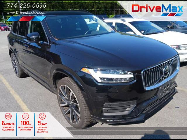 2021 Volvo XC90 Momentum