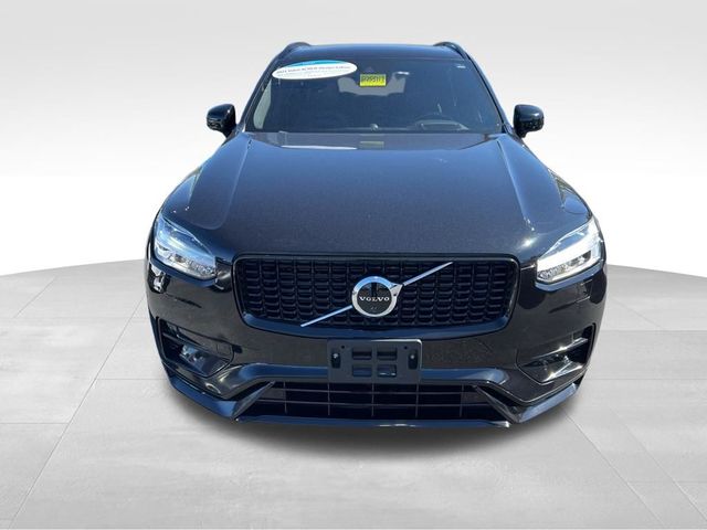 2021 Volvo XC90 R-Design