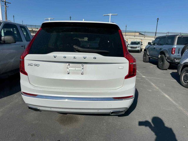 2021 Volvo XC90 