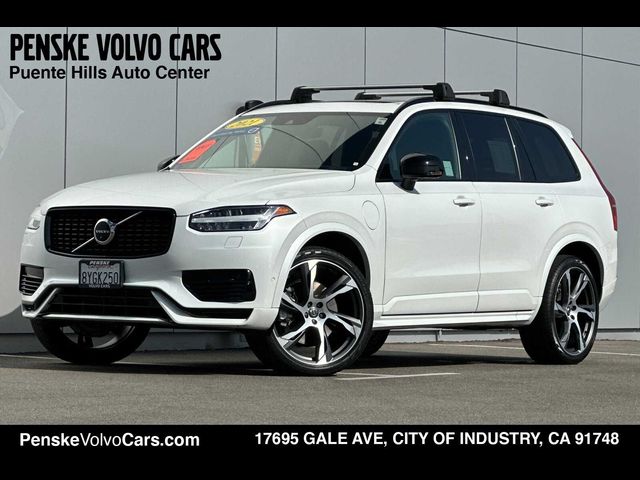 2021 Volvo XC90 R-Design