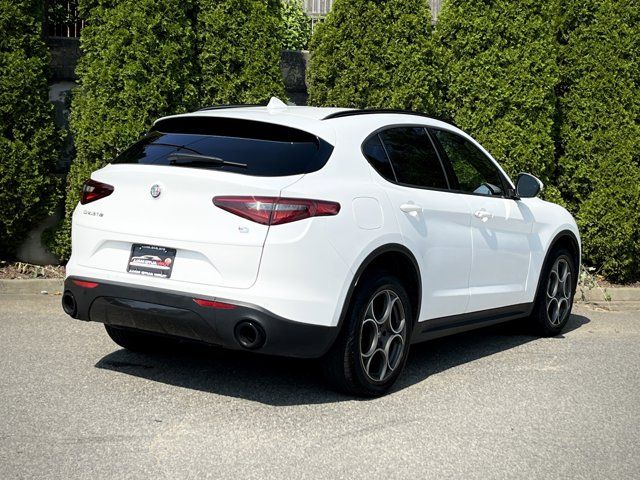 2022 Alfa Romeo Stelvio Sprint