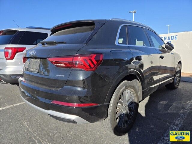 2022 Audi Q3 Premium