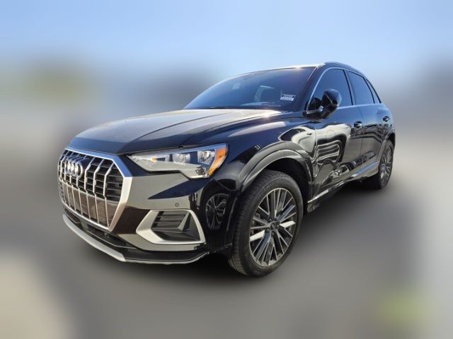 2022 Audi Q3 Premium