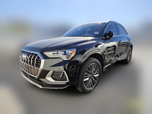 2022 Audi Q3 Premium