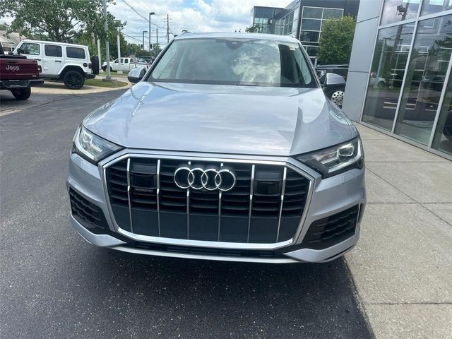 2022 Audi Q7 Premium Plus
