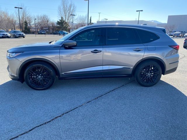 2022 Acura MDX Advance