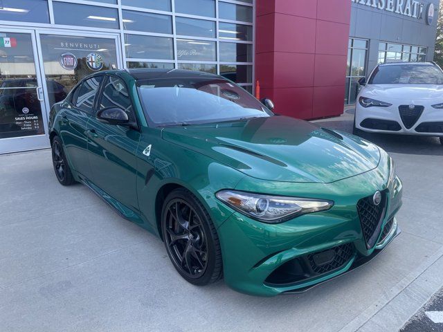 2022 Alfa Romeo Giulia Quadrifoglio