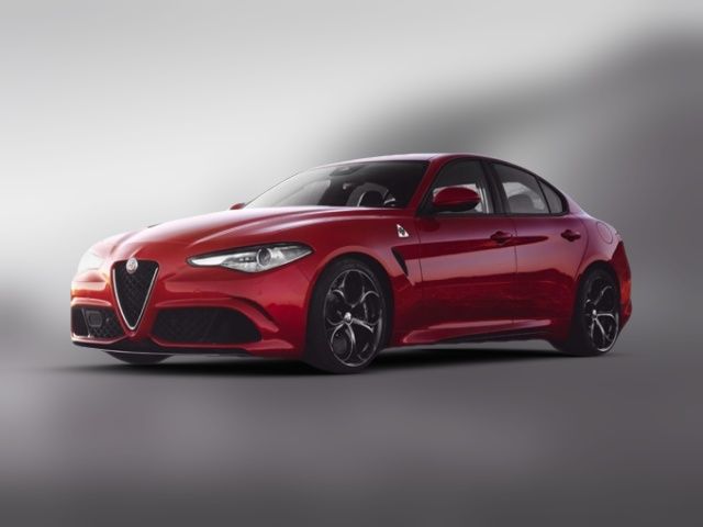 2022 Alfa Romeo Giulia Base