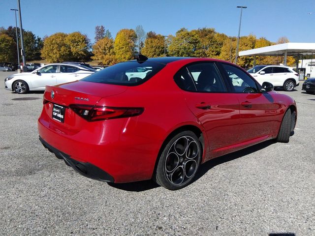 2022 Alfa Romeo Giulia Veloce