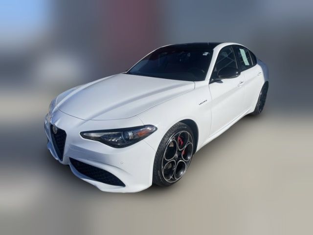 2022 Alfa Romeo Giulia Veloce