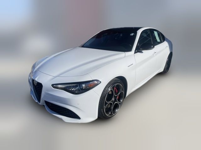 2022 Alfa Romeo Giulia Veloce