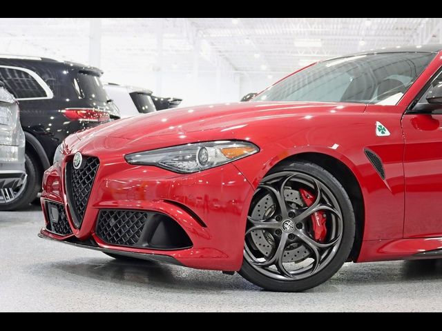 2022 Alfa Romeo Giulia Quadrifoglio