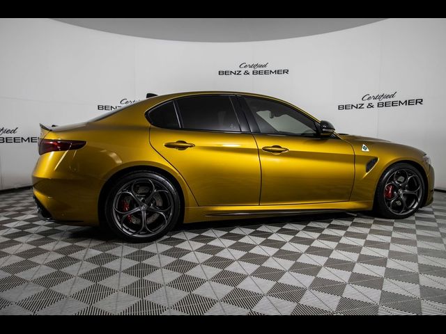 2022 Alfa Romeo Giulia Quadrifoglio