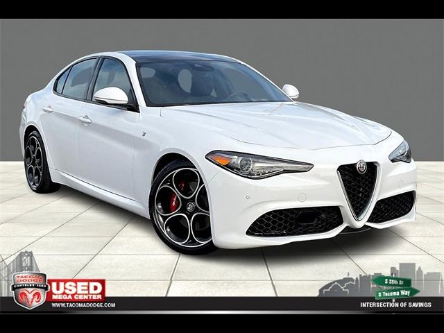 2022 Alfa Romeo Giulia Ti