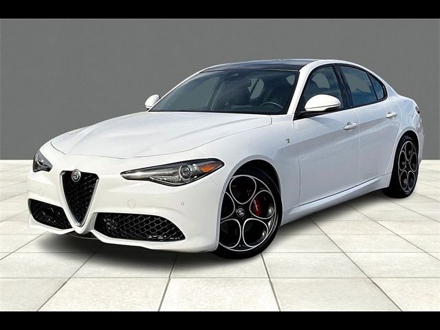 2022 Alfa Romeo Giulia Ti