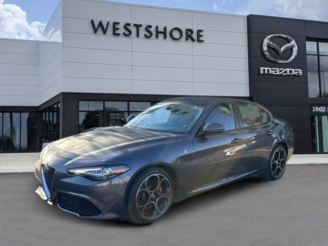 2022 Alfa Romeo Giulia Ti