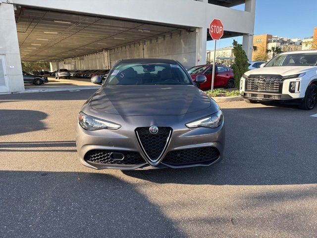 2022 Alfa Romeo Giulia Ti