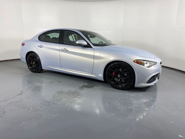 2022 Alfa Romeo Giulia Ti