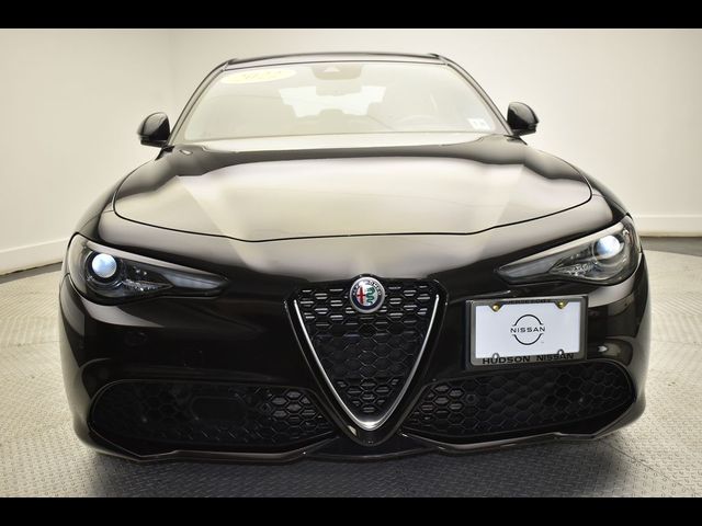 2022 Alfa Romeo Giulia Ti