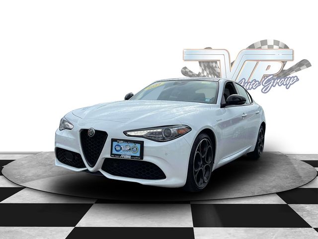 2022 Alfa Romeo Giulia Veloce