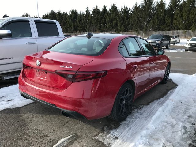 2022 Alfa Romeo Giulia Ti