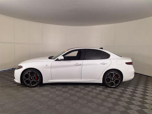 2022 Alfa Romeo Giulia Ti