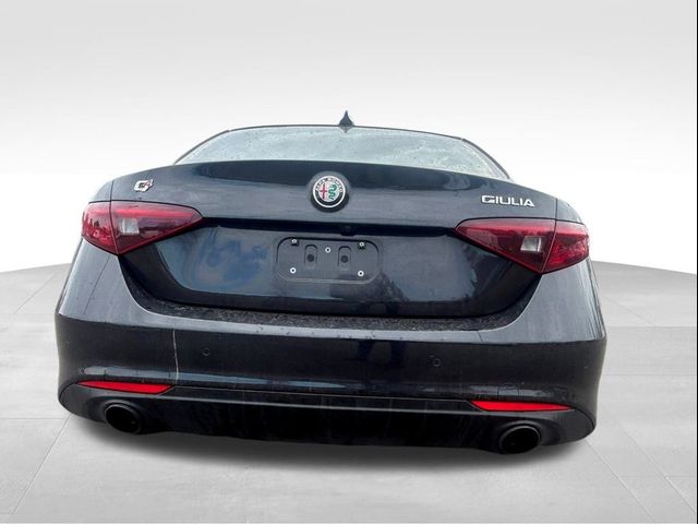 2022 Alfa Romeo Giulia Ti