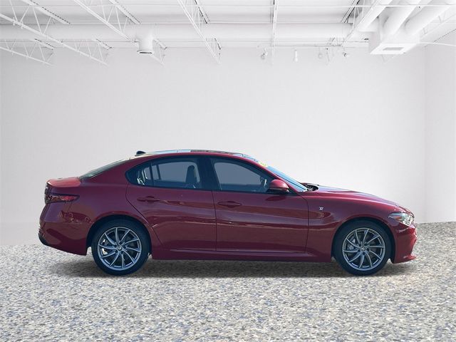 2022 Alfa Romeo Giulia Ti