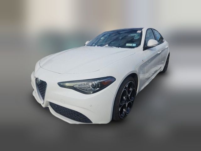 2022 Alfa Romeo Giulia Ti