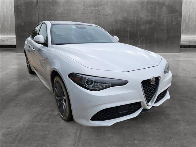 2022 Alfa Romeo Giulia Ti