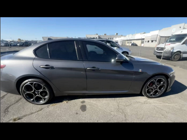 2022 Alfa Romeo Giulia Ti