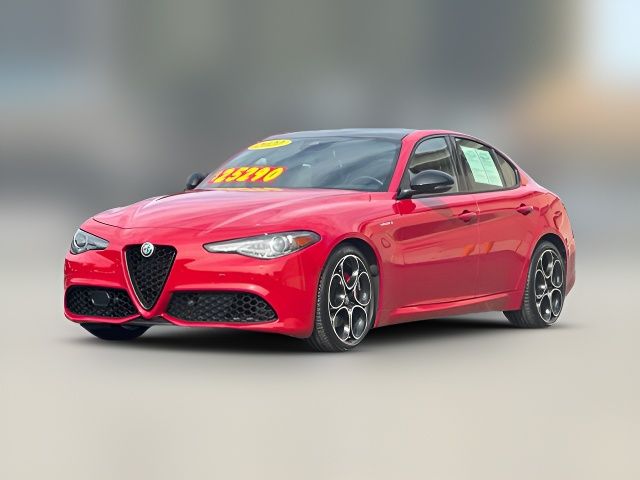 2022 Alfa Romeo Giulia Veloce