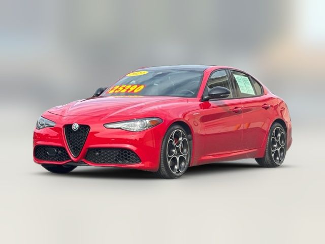 2022 Alfa Romeo Giulia Veloce