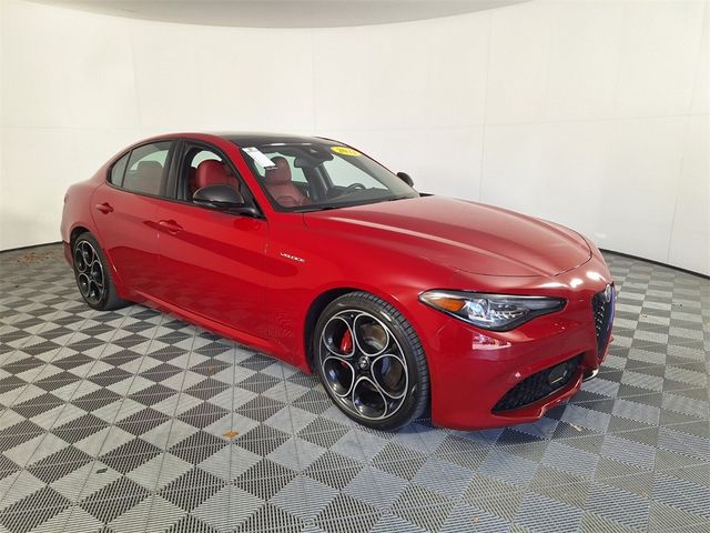 2022 Alfa Romeo Giulia Veloce