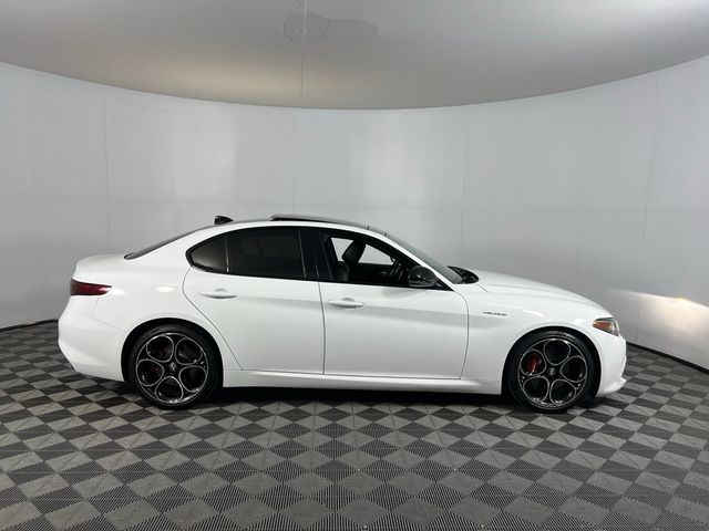 2022 Alfa Romeo Giulia Veloce