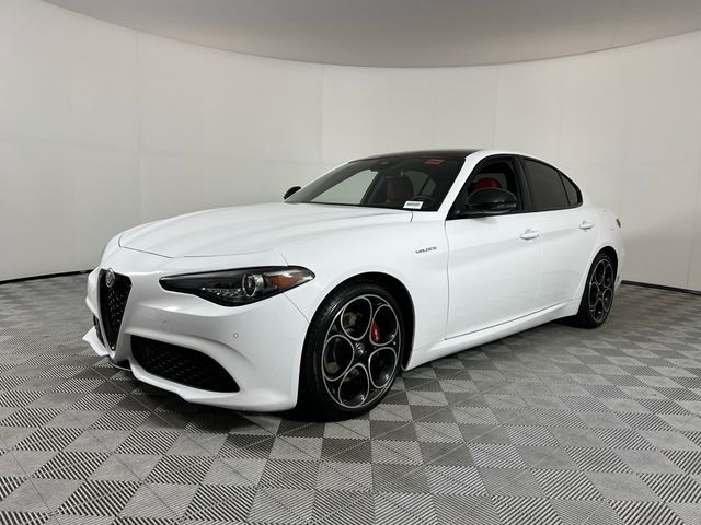 2022 Alfa Romeo Giulia Veloce