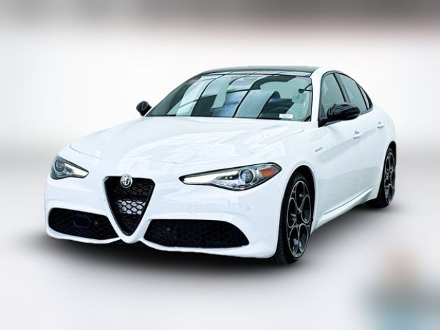 2022 Alfa Romeo Giulia Veloce